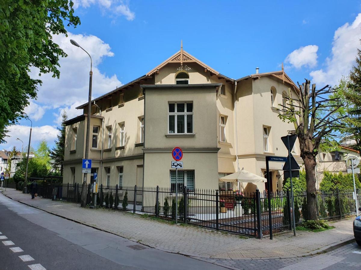 Rent Mariana Mokwy 20 Apartment *